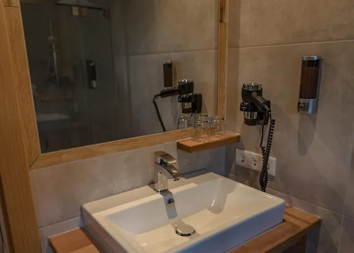 Haufhof , Bei Schladming * هاوس إم إنيستال